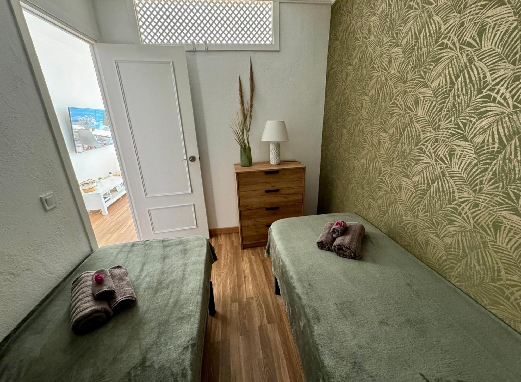 Perla Playa Casa Apartment Беналмадена Екстериор снимка